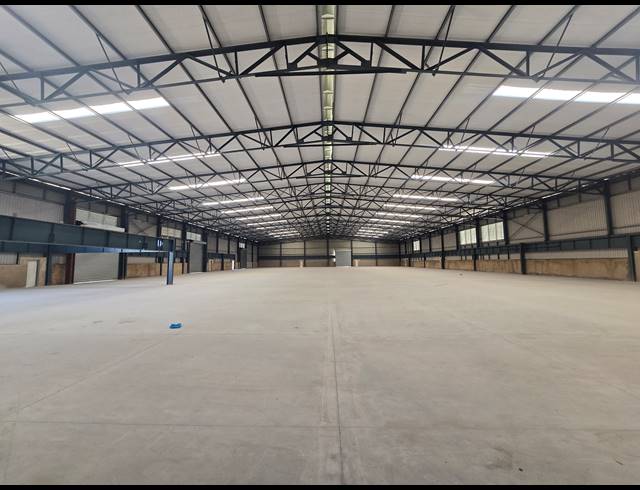 7,000M² WAREHOUSE FOR SALE IN ANDERBOLT
